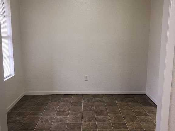 3rd image of 190 Bland Dr APT 4
