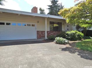 493 Sacre Ln N, Monmouth, OR