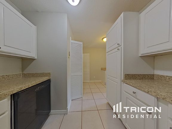 5th image of 213 Whitney St