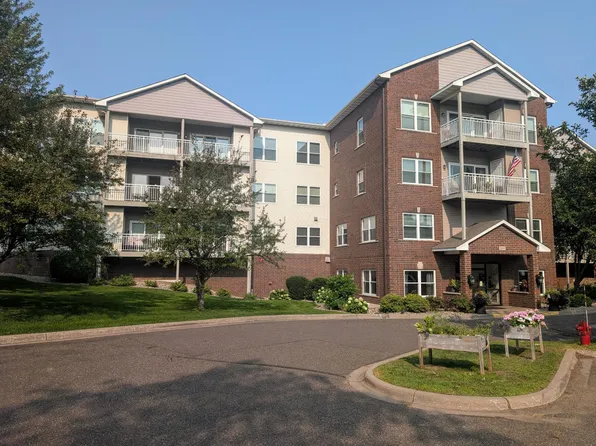 2231 Penn Pl APT 316, North Saint Paul, MN 55109