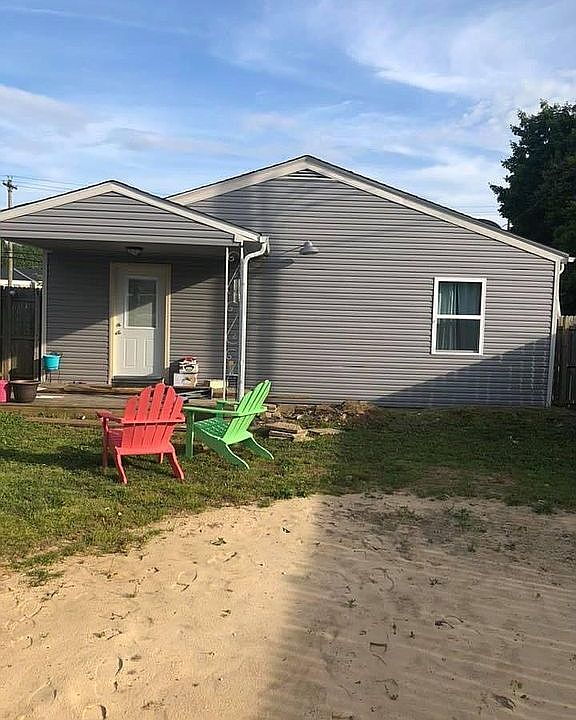 1st image of 2623 Cravens Ave