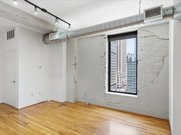 917 Main St APT 901, Houston, TX 77002