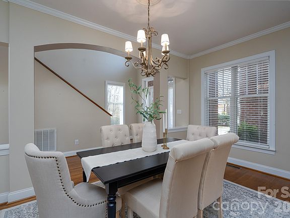 3rd image of 16018 Stonemont Rd