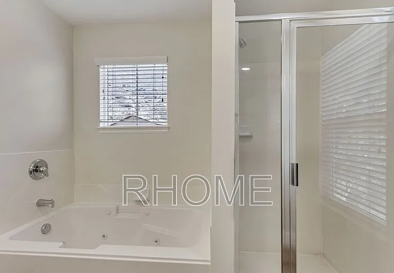 105 E Chandlerpoint Way — Photo 13