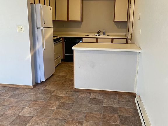 3rd image of 9611 Bagly Dr #9612-1