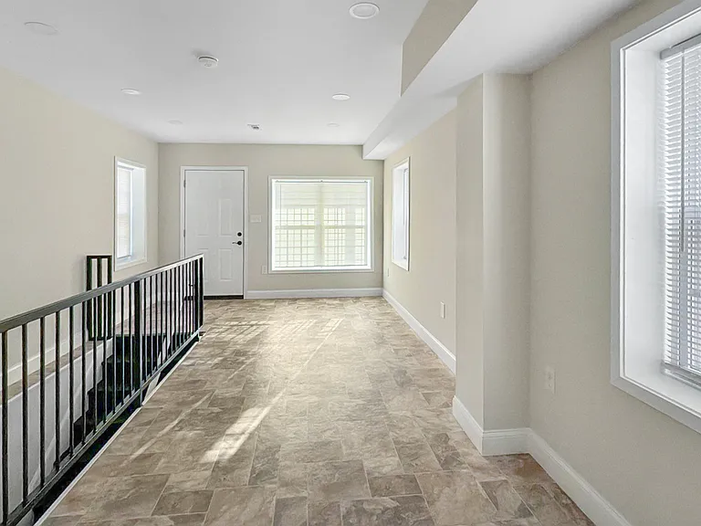 265 S Hilton St — Photo 6