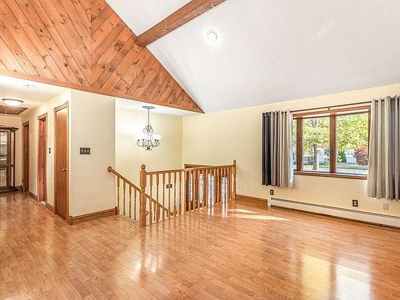5th image of 78 James Ave