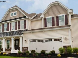 121SL Hazelwood Dr, North Ridgeville, OH 44039