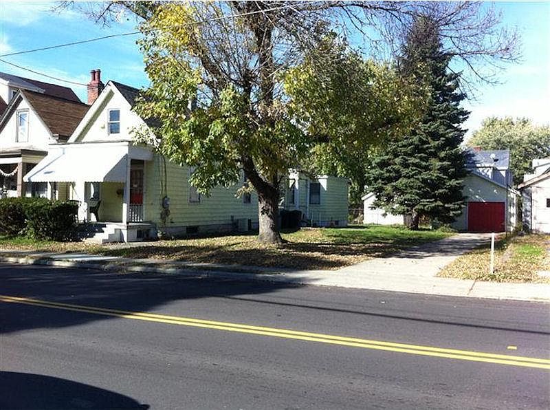 1st image of 8 Township Ave