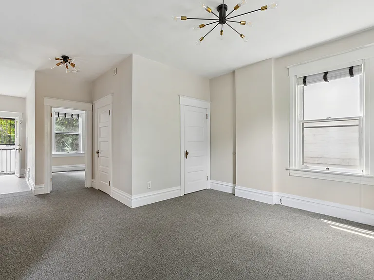 Spacious living room