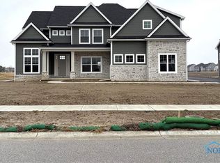 100 Old Dover Rd, Perrysburg, OH 43551