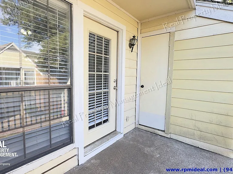 9601 Forest Ln #323 — Photo 20