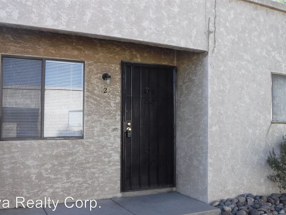 1st image of 2428 N Fontana Ave APT 02
