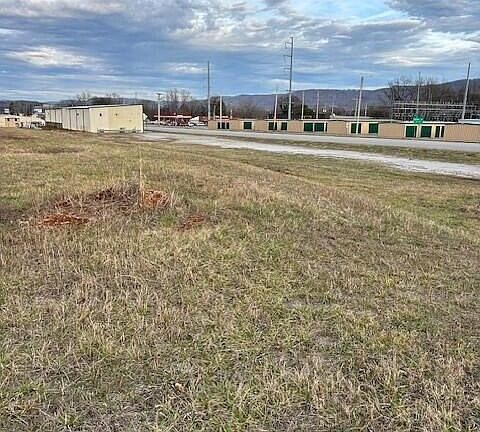 4th image of 959 Us Highway 127 Byp