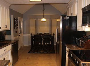 401 Cliff Howard Dr, Warner Robins, GA 31088