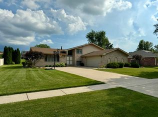 11617 Parkside Ln, Mokena, IL 60448