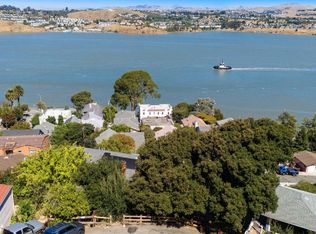 387 Alexander Ave, Crockett, CA 94525