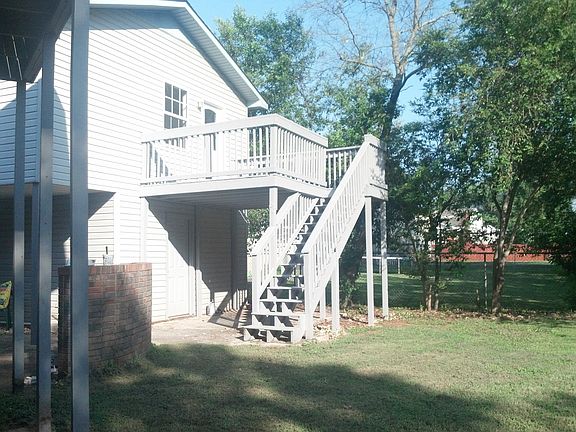 Back of Garage and Bonus Roo