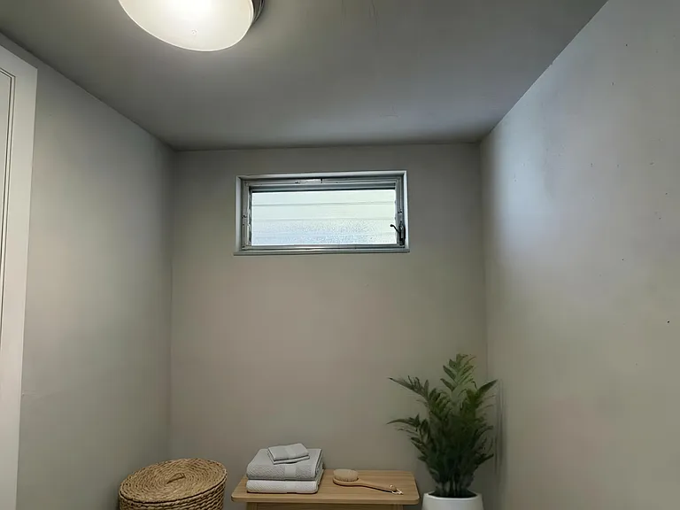 1920 W Lakeview Blvd #4 — Photo 11