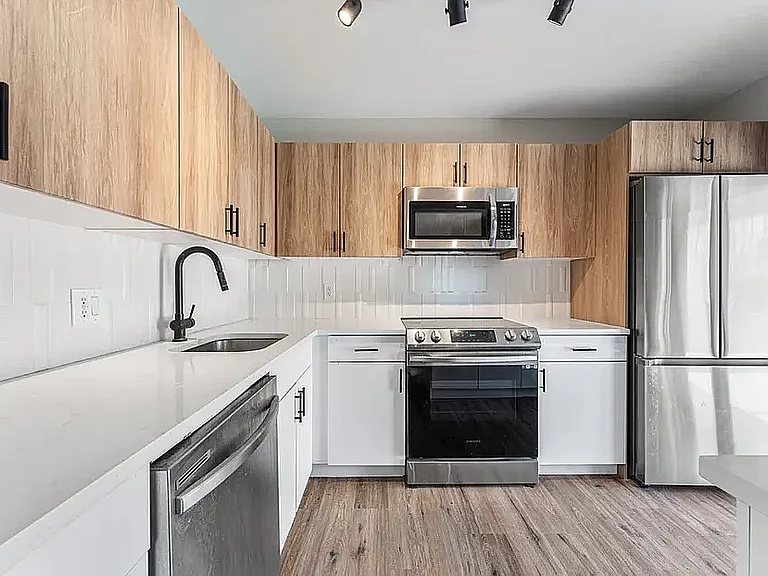 The Alpine Unit 102 Kitchen