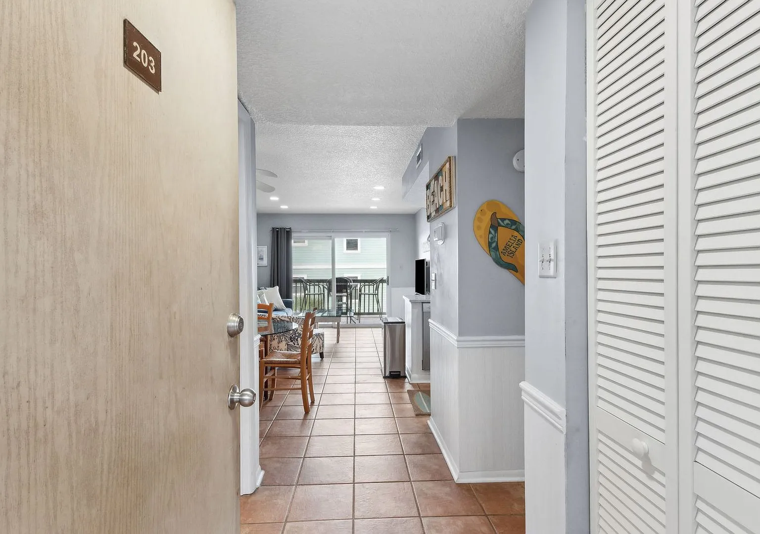 Oceanfront Long-Term Rental at Sand Dollar Villas Coastal Living at Its Best — Photo 2