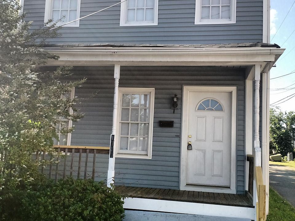 1st image of 1717 Porter St