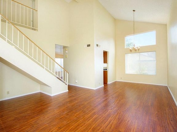 Living room 2