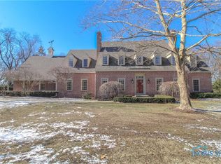 24869 W River Rd, Perrysburg, OH 43551