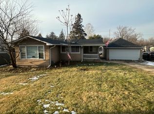 8518 Archer Ave, Willow Springs, IL