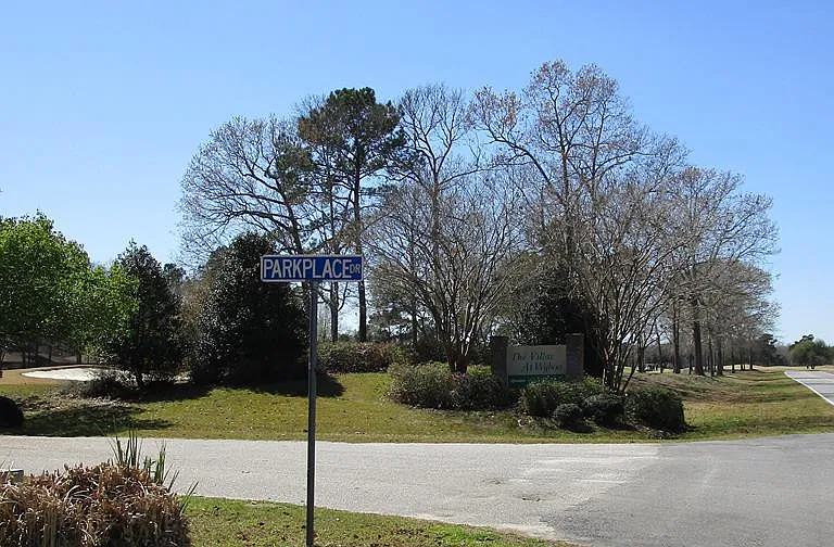 50 Parkplace Dr — Photo 2