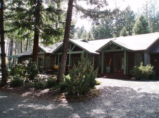 281 Rossier Ln, Grants Pass, OR 97527