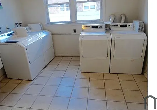 64 Dell Ave — Photo 9