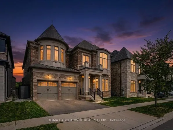 2359 Saw Whet Blvd, Oakville, ON L6M 5M8