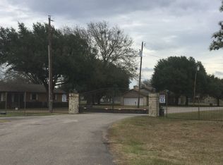 190 Meridian Ln, Wills Point, TX 75169