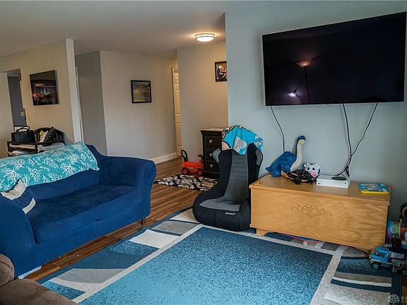 5th image of 1004 Bevan Ct