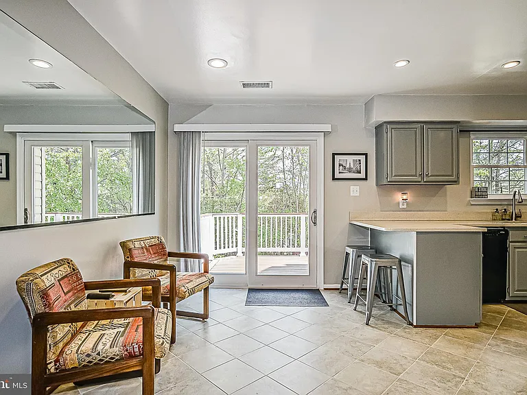 8606 Rocky Gap Ct — Photo 14