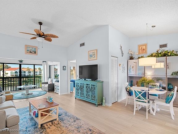 5th image of 4915 Casablanca Cir #H-23