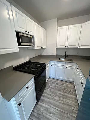 Rented by CTL REALTY LLC | media 6