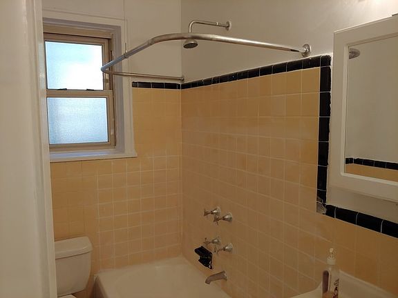 4th image of 48-10 43rd St #6B