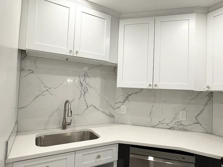 76 Jamestown Rd — Photo 3
