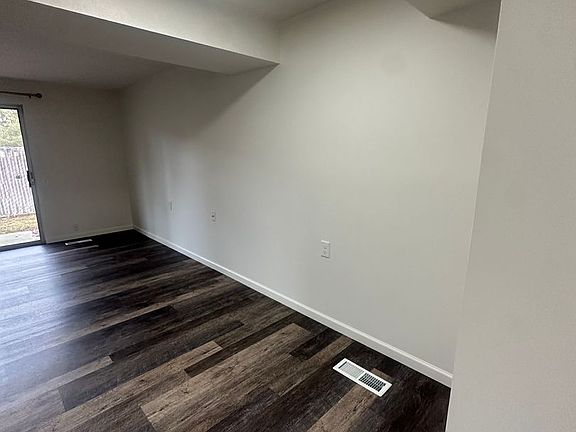 4th image of 745 E Lazon Dr APT 14