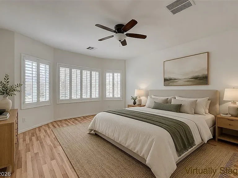 2444 Urrard St — Photo 4