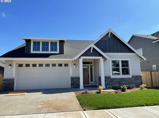 19732 Orchard Grove Dr, Oregon City, OR 97045