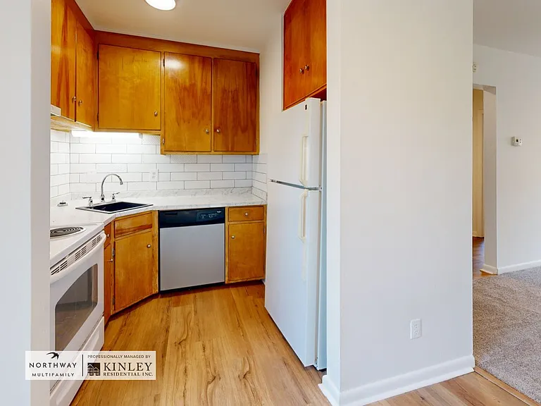Meadowood Apartments — Photo 39