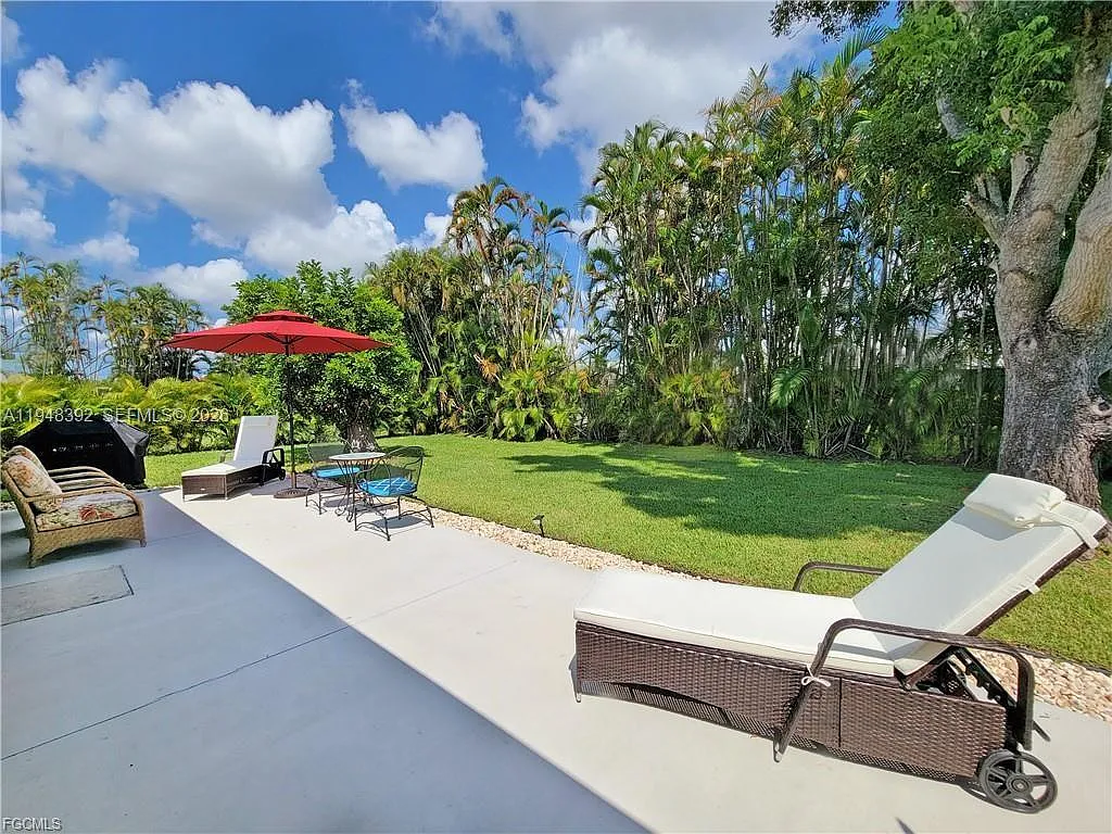 3 bed, 2.0 bath, $3,500 — Photo 2