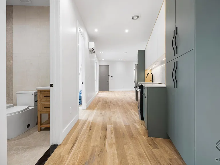 321 Eckford St #1A — Photo 9