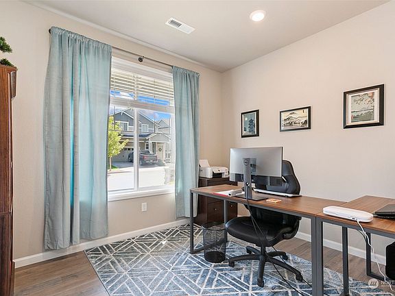 5th image of 33097 Crystal Avenue SE