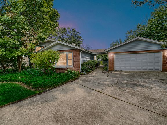 2nd image of 15959 Vera Ct