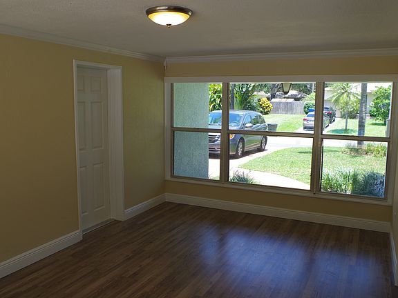 3rd image of 3710 26th Ave N