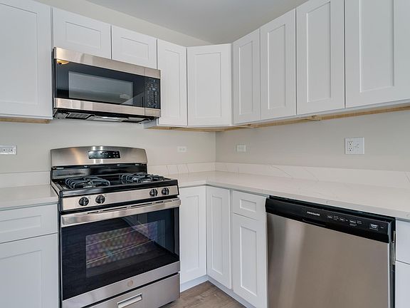 3rd image of 1951 N Brice Ct Unit 6